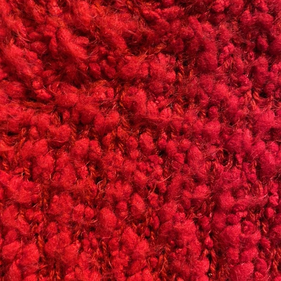 Yet Again - Used like new condition. Lovely color for Winter & Holidays. - Picture 4 of 5